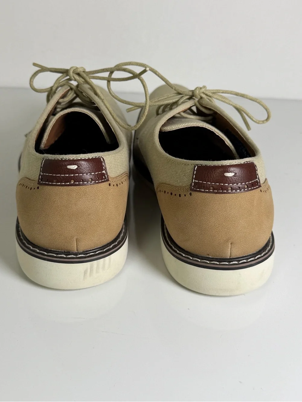 Steve Madden M-Duupon Men’s Sz 11 Tan Canvas Preppy Oxford Shoes Ortholite NWOT